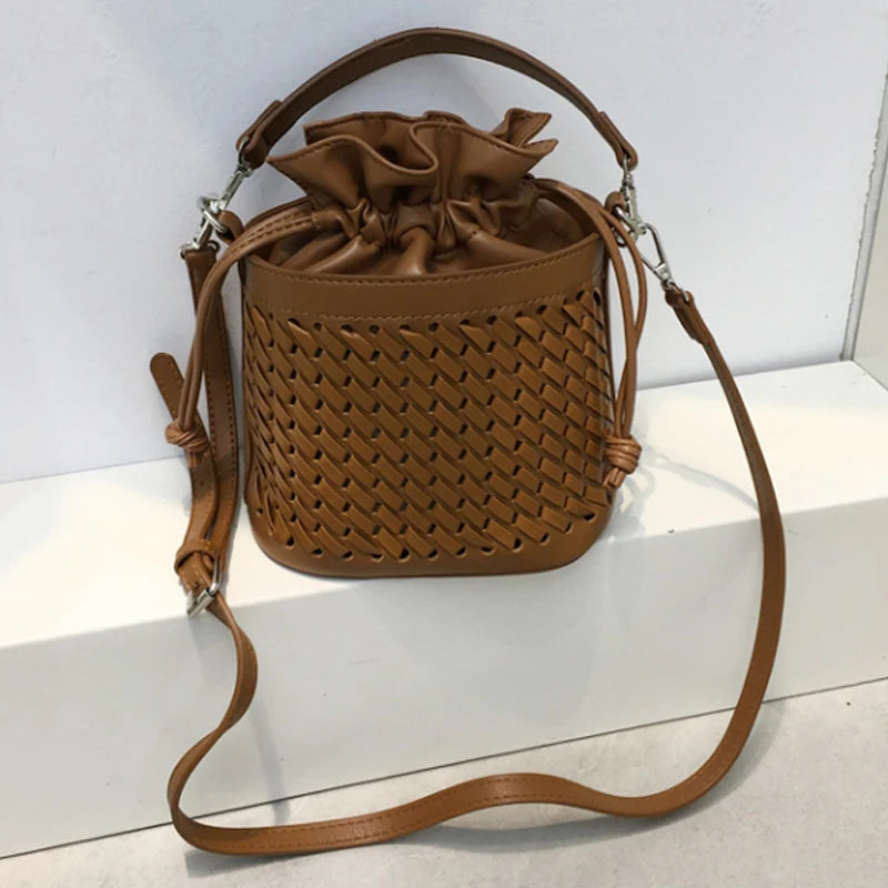 High Quality Woven Bucket Bag Versatile Shoulder Crossbody Bag