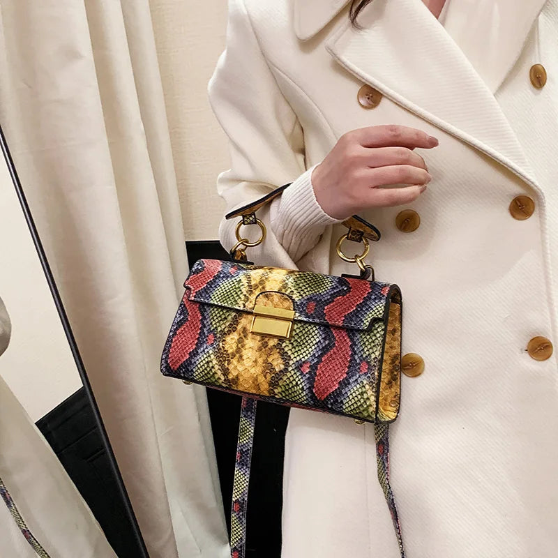 Luxury Design Handbag Snake Pattern Leather Crossbody Bag