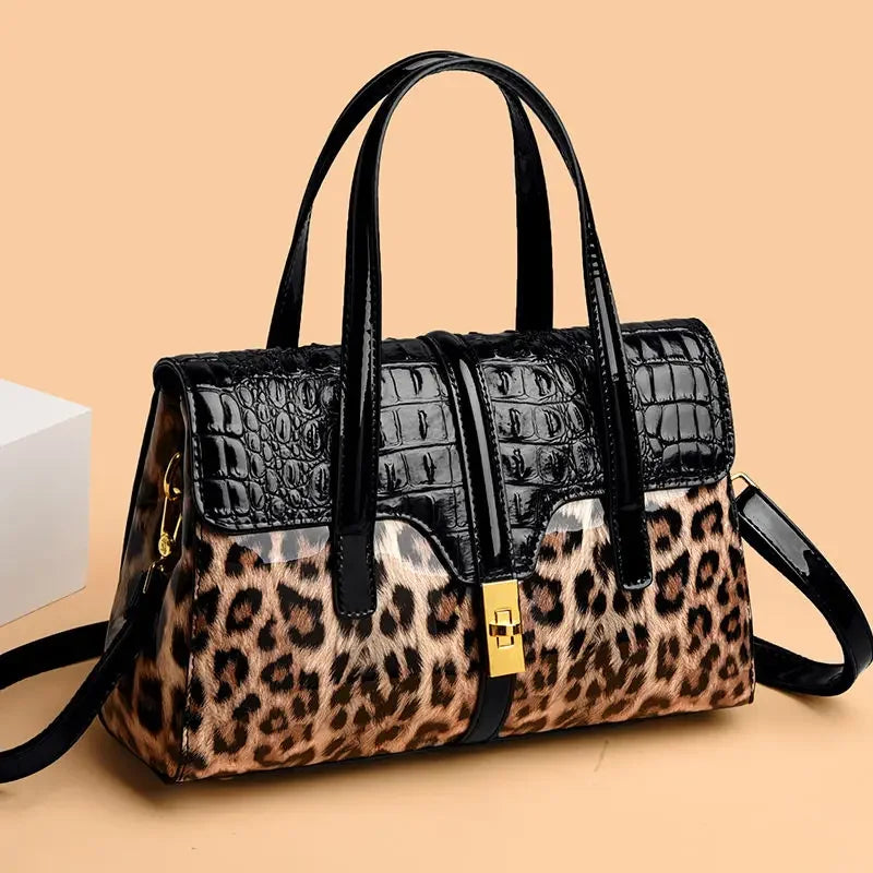 Fashionable Leopard Pattern Handbags Patent Leather Design