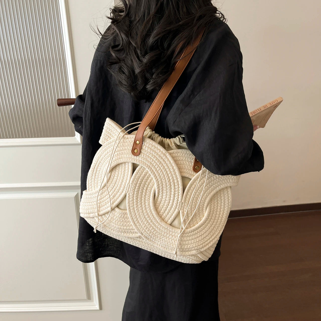 Fashionable Woven Straw Tote Bag Large Capacity Handbag