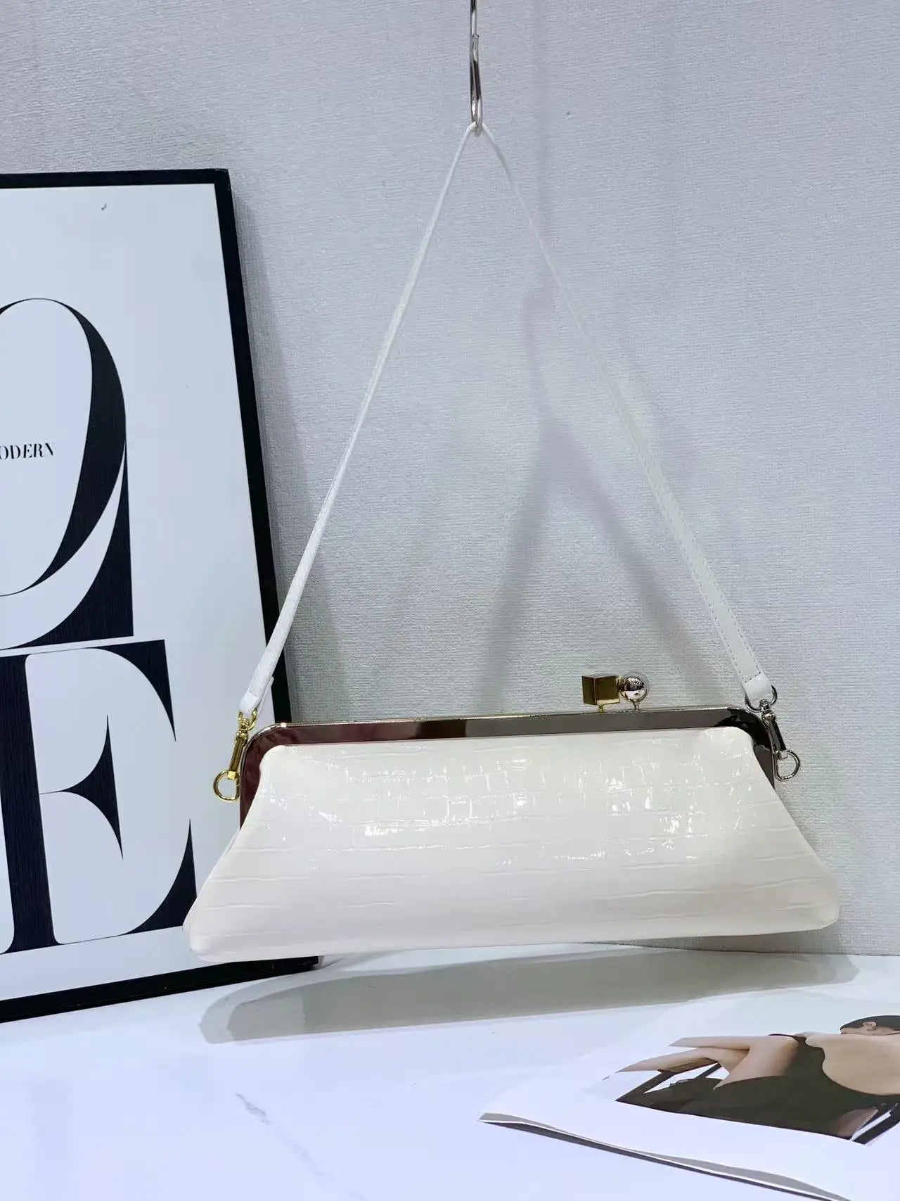 Fashionable Baguette Bag Long Clutch Bags with Removable Strap Luxury Design