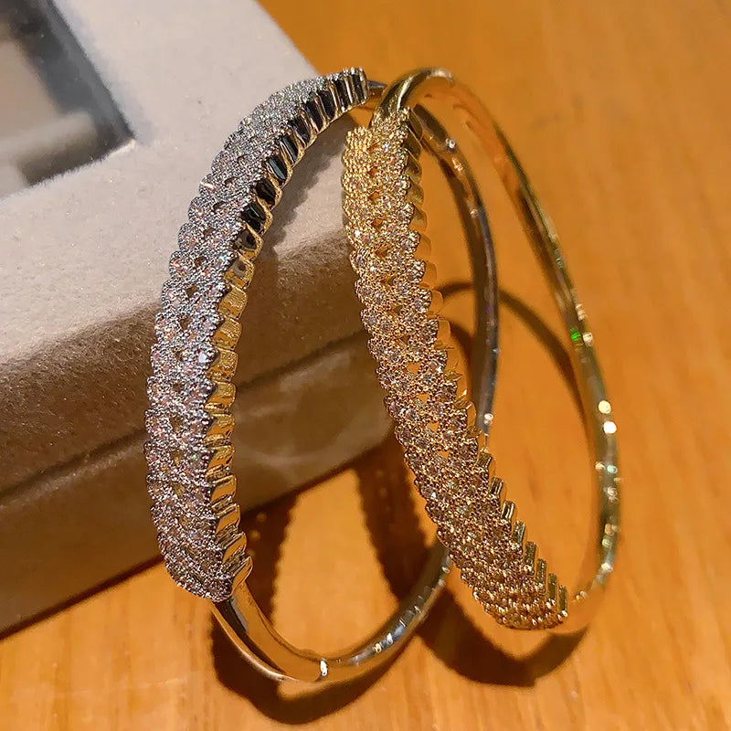 Elegant luxury style open adjustable leaves shape  cubic screw zircon bangle