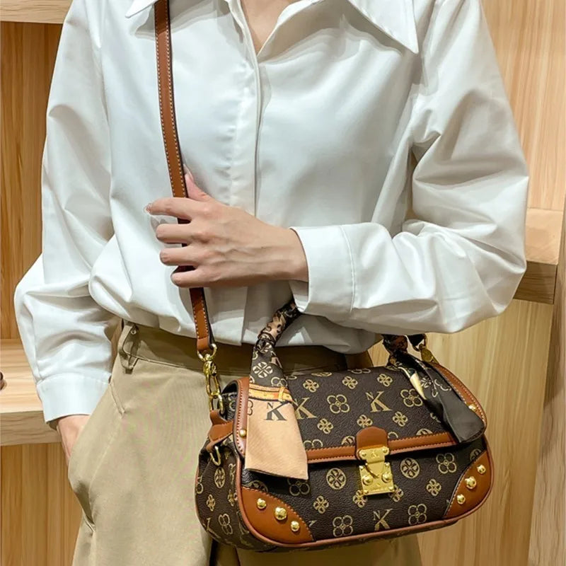 Retro commuting high-end design single shoulder crossbody bag