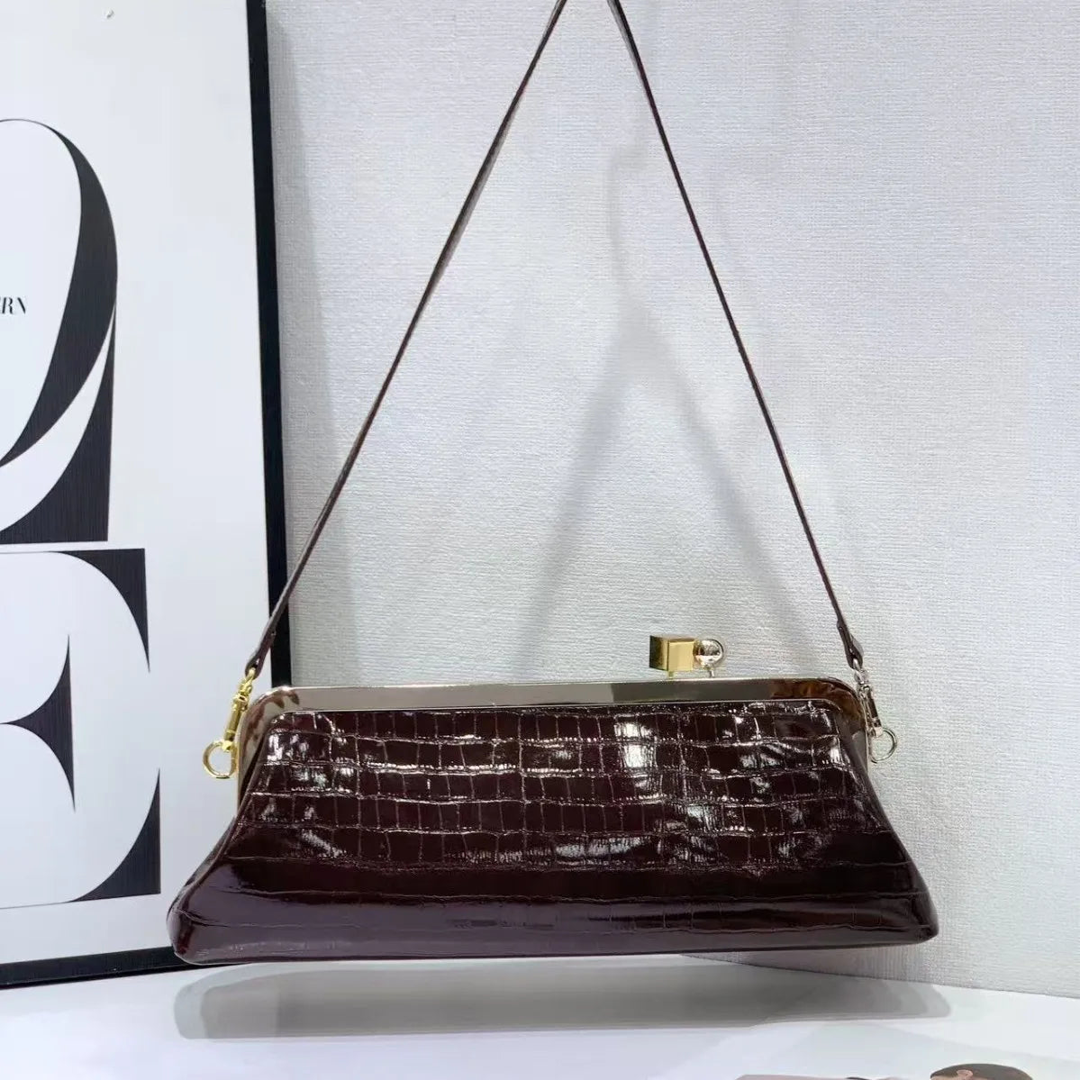 Fashionable Baguette Bag Long Clutch Bags with Removable Strap Luxury Design