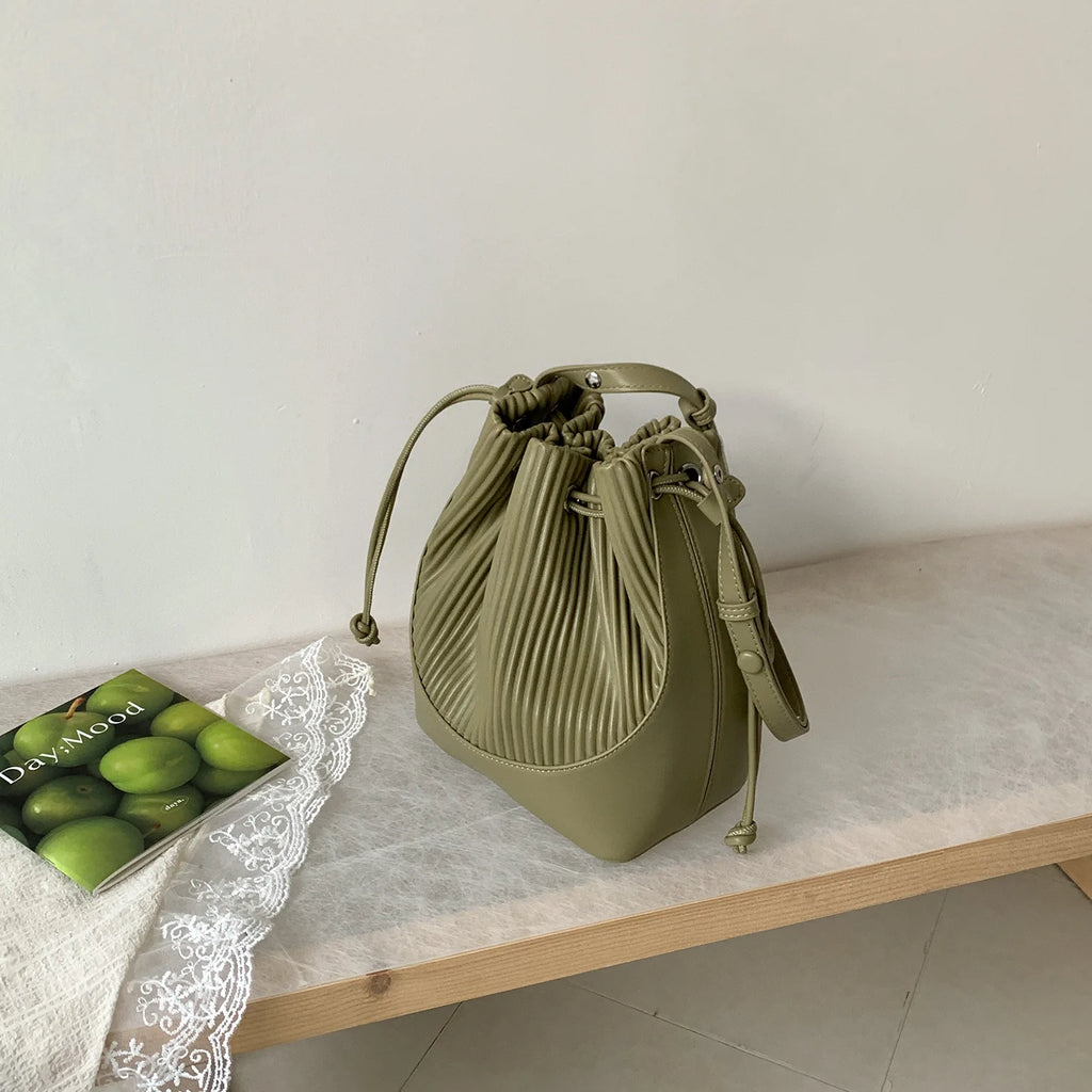 Luxury Fashion Pleated Bucket Shoulder Crossbody Bag