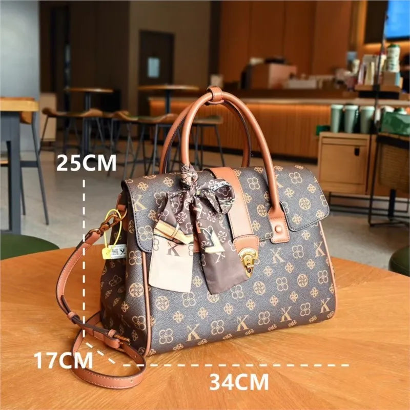 Light luxury brand fashion versatile high-end large capacity bag