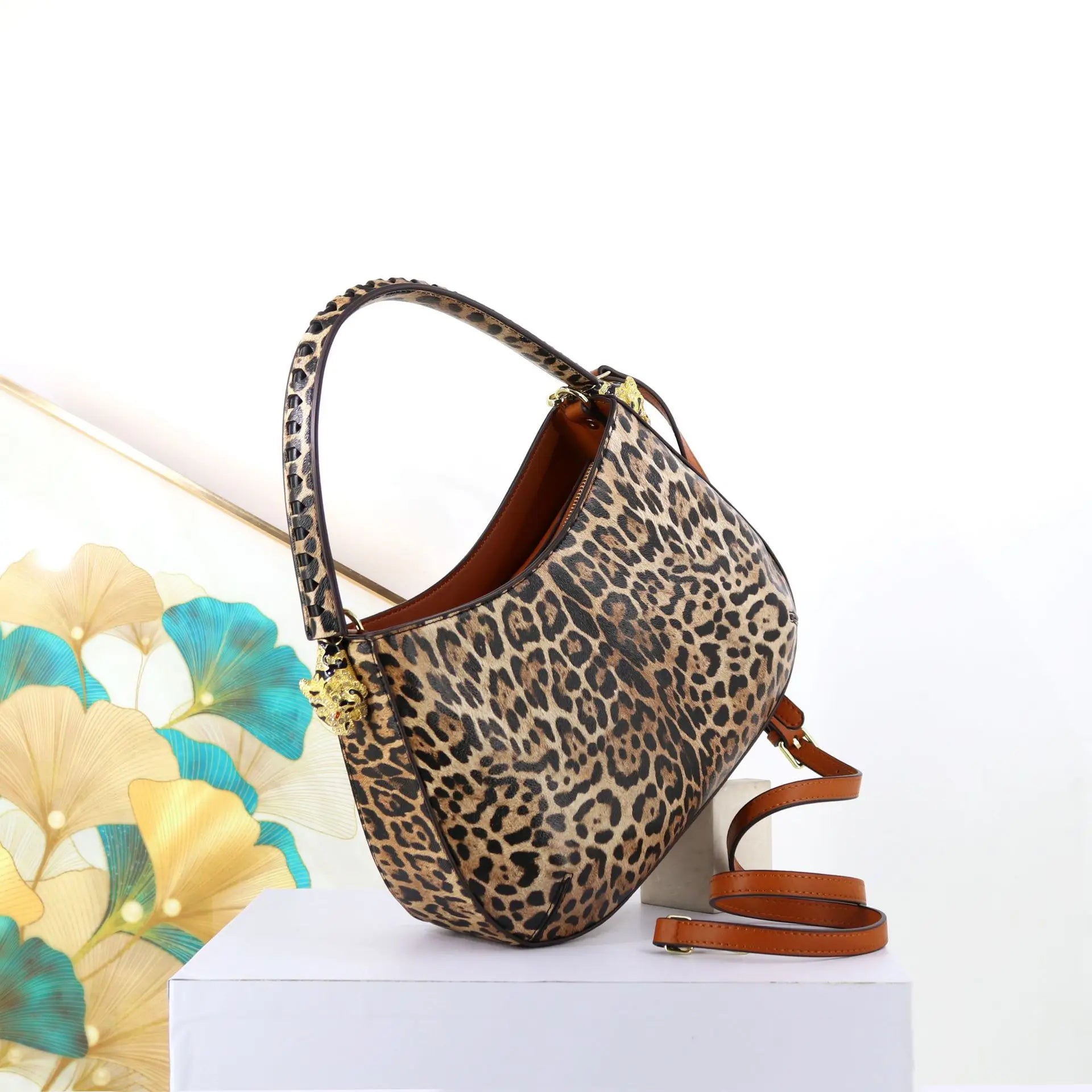Elegant Design Classic shoulder Bag Minimalist Leather Tote
