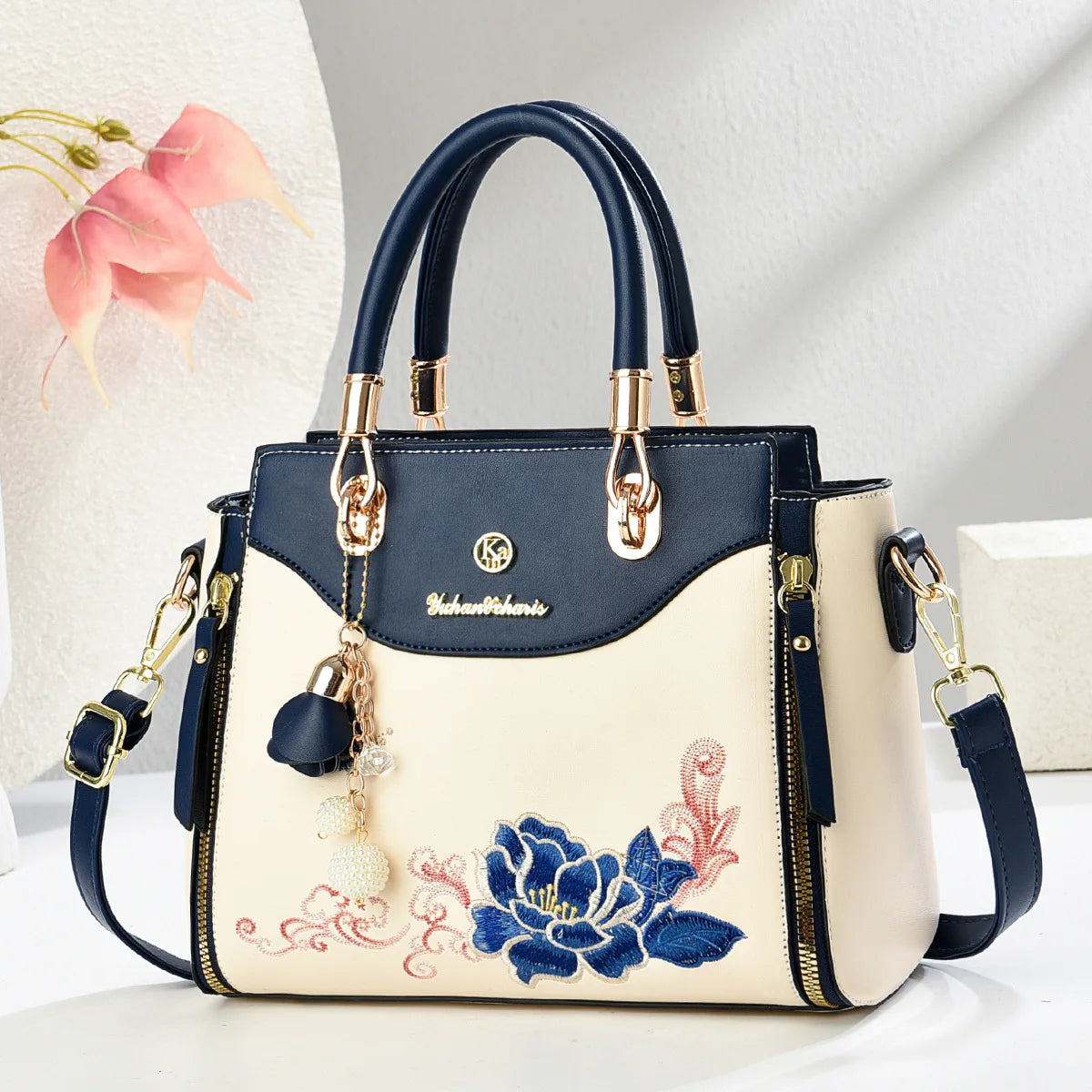 Embroidered Style Ladies Handbag Urban Minimalist PU Material Small Size