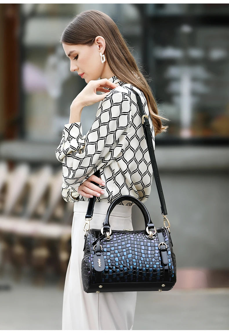 Genuine Leather Fashionable Elegant Large Capacity Shoulder Bag