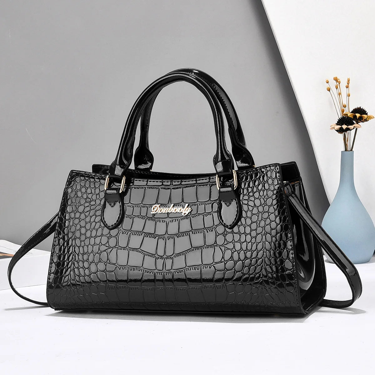 High Quality Crocodile Patterned Elegant Handbag Large Capacity Commute Bag