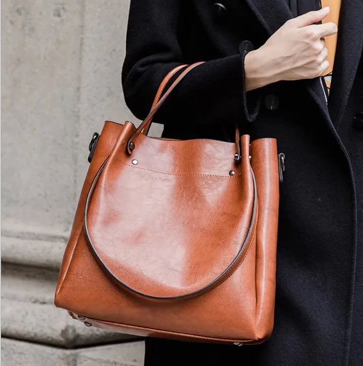 Fashionable Large Women's Shoulder Bag Handbag Oil Leather Crossbody Bag