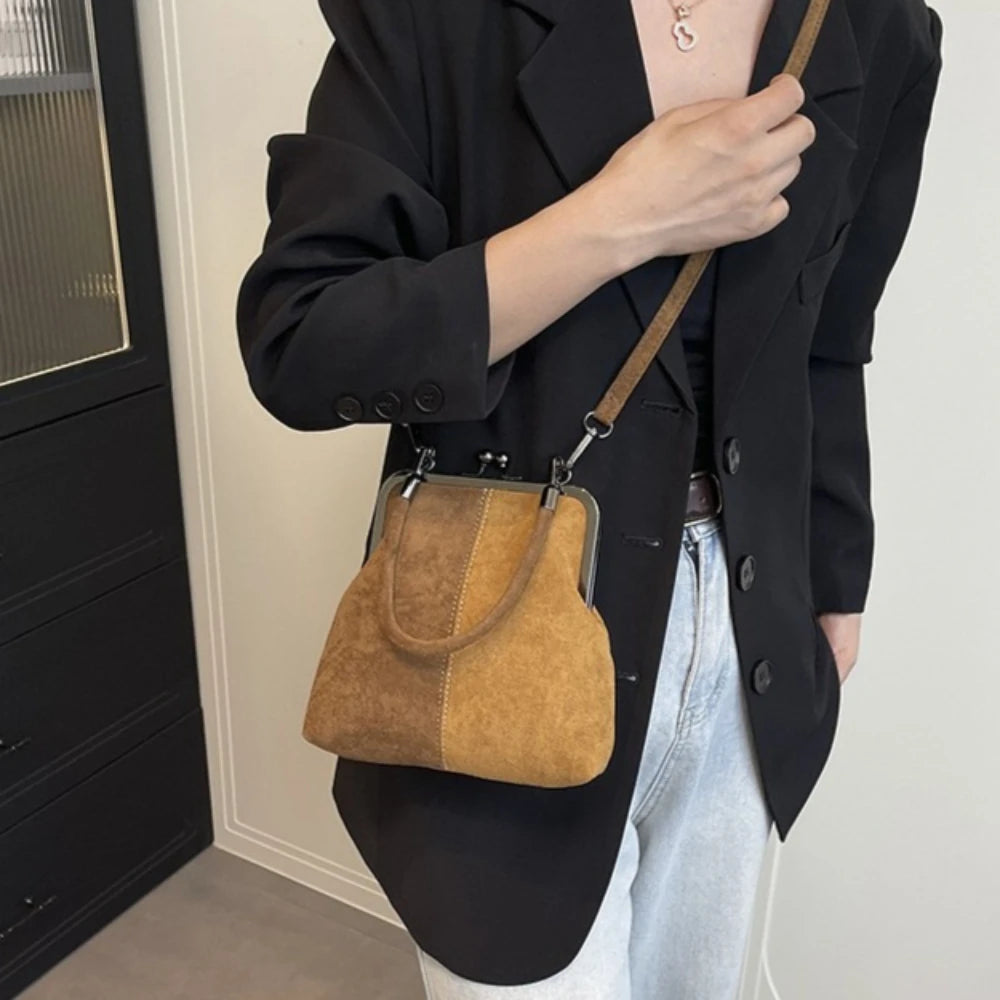 Large Capacity Retro Frosted Handbag Kiss Lock PU Leather Crossbody Clip Closure