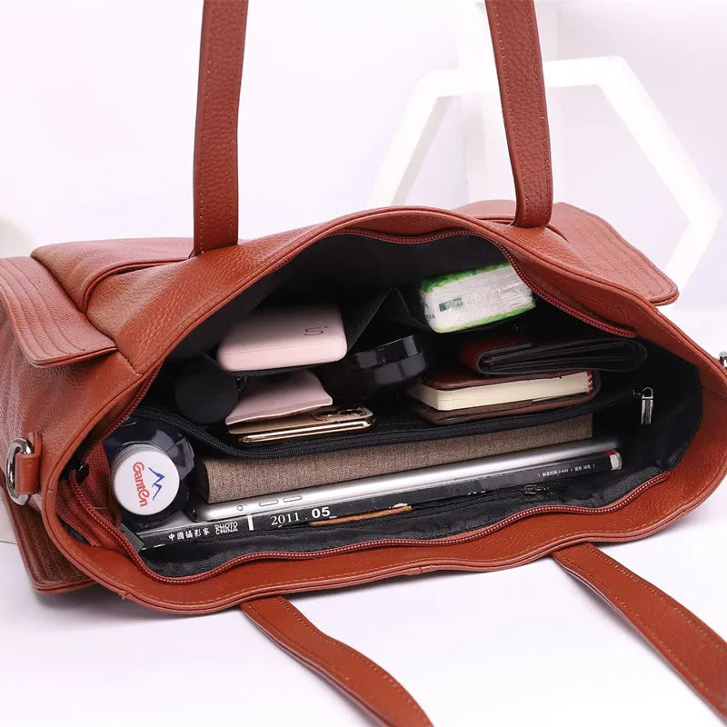 Genuine Leather Women's Handbags 14 Inch Laptop Capacity