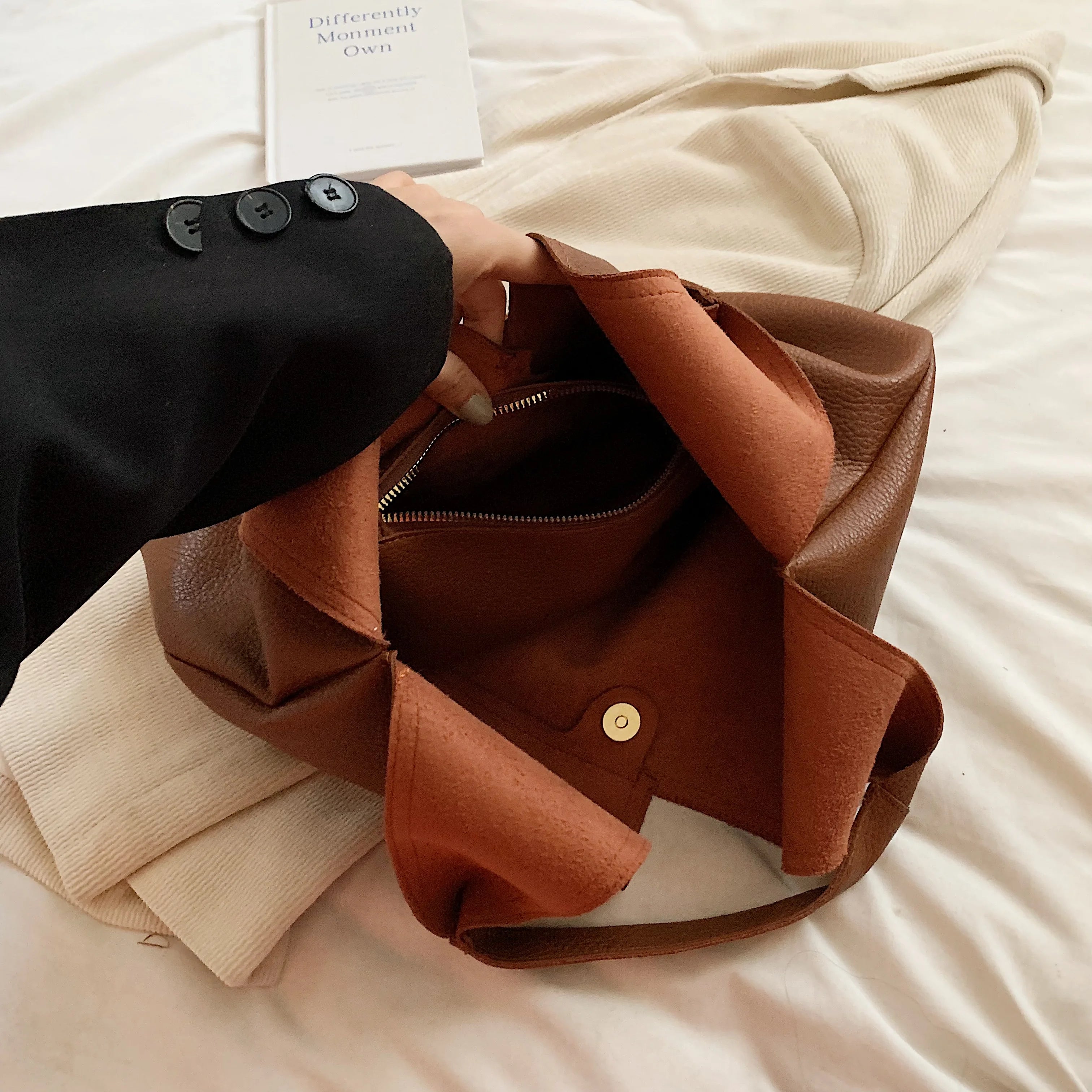 Lychee Pattern 2-IN-1 Shoulder Bag Set Soft PU Leather