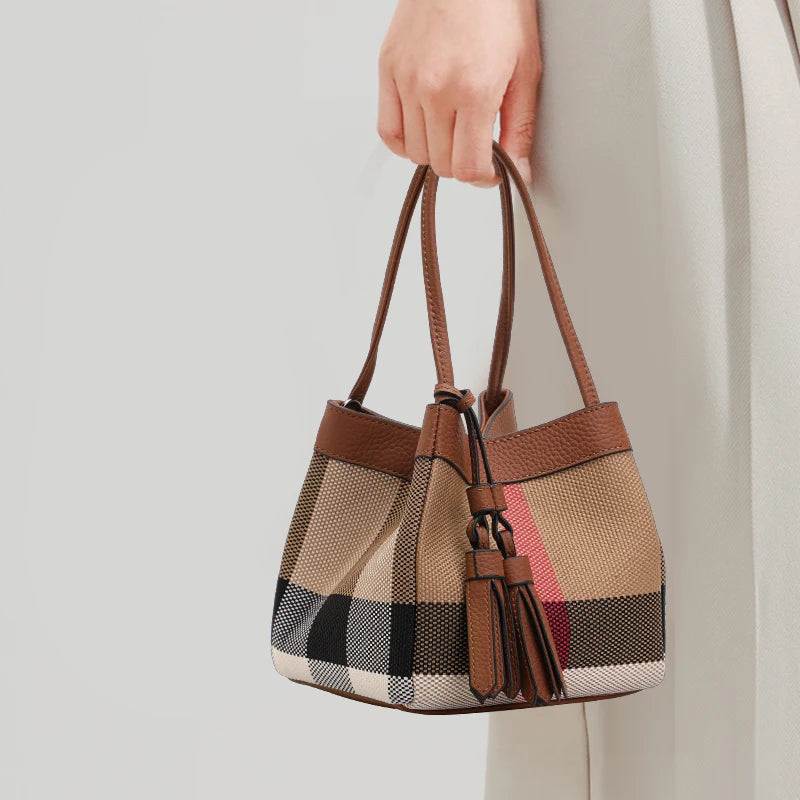 Small Checkered Handbag Elegant Chic Design Fashionable Style Bucket Bag
