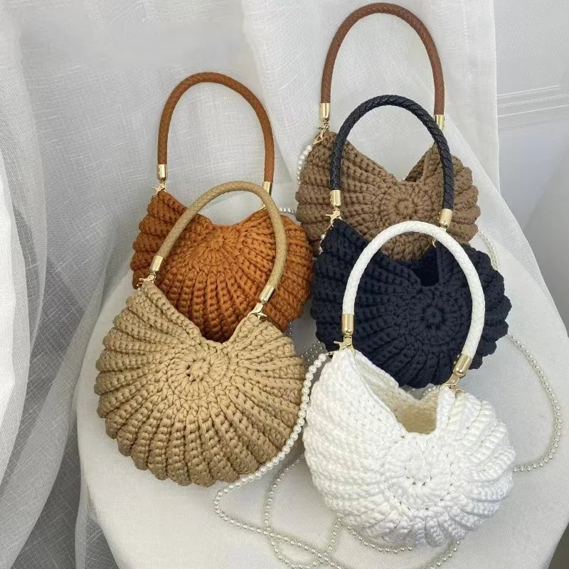 Hand-woven finished conch shell bag niche pearl chain bag