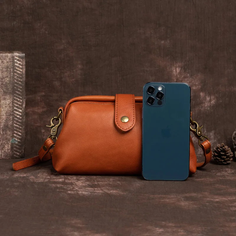 Leather Crossbody Bag Retro Messenger Bag Leather Phone Sling Bag Ladies Clutch